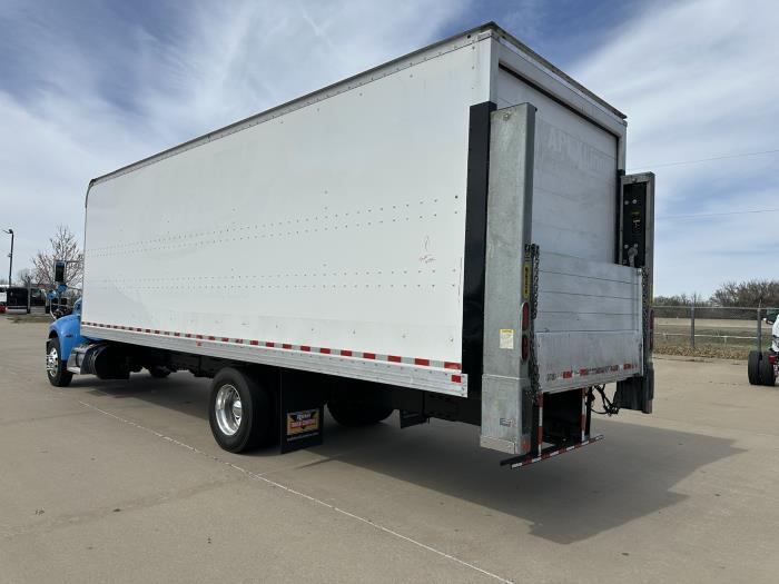 2020 Peterbilt 337-4