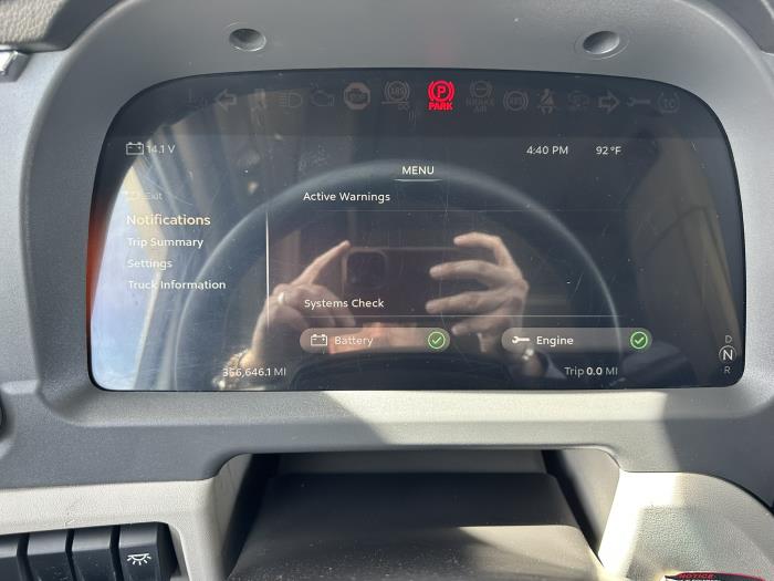 2022 Peterbilt 579-18