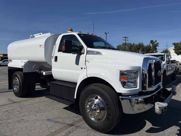 2026 Ford F-750-5