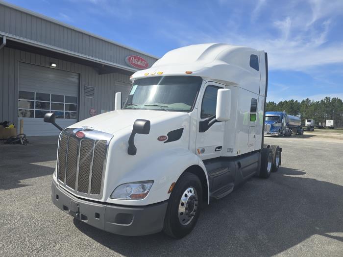 2021 Peterbilt 579-0