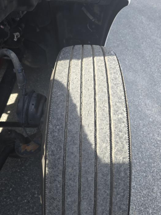 2021 Peterbilt 579-26