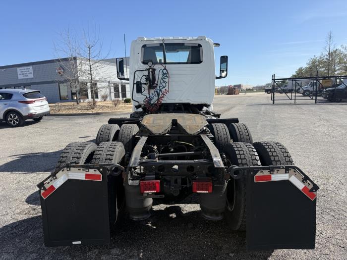 2020 International LT625-4