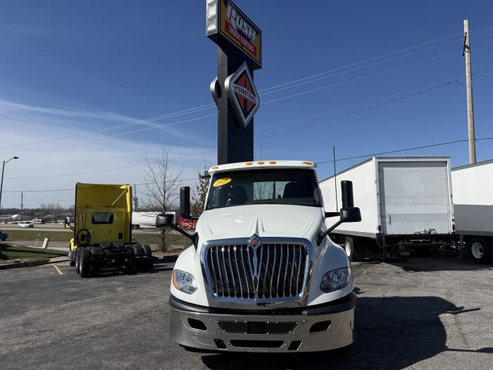 2020 International LT625-8
