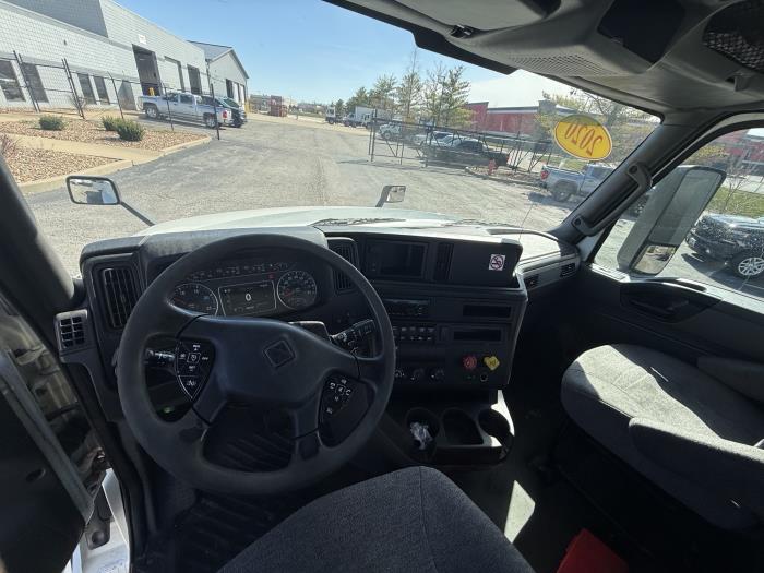 2020 International LT625-12