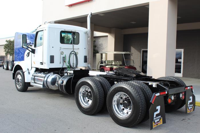 2020 Peterbilt 567-3