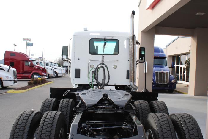2020 Peterbilt 567-4