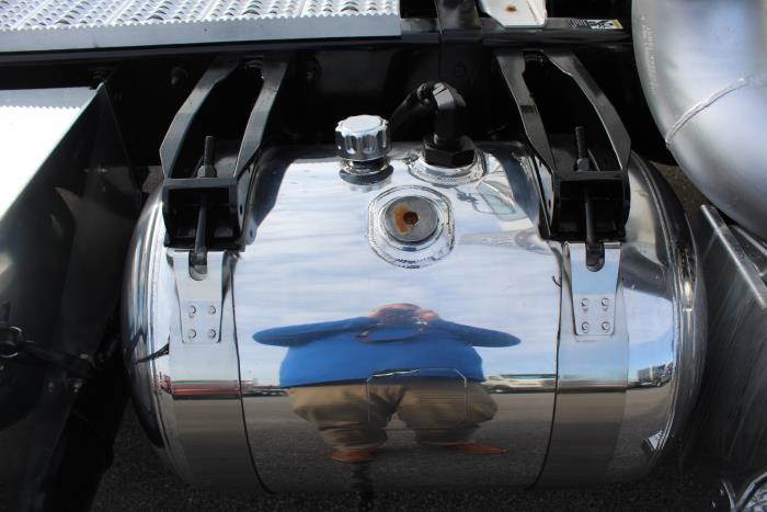 2020 Peterbilt 567-14