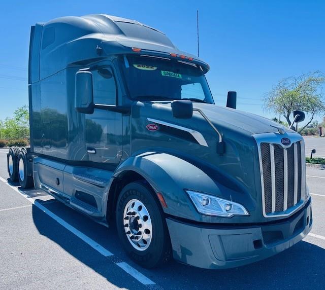 2022 Peterbilt 579-2