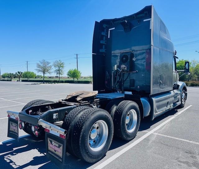 2022 Peterbilt 579-4