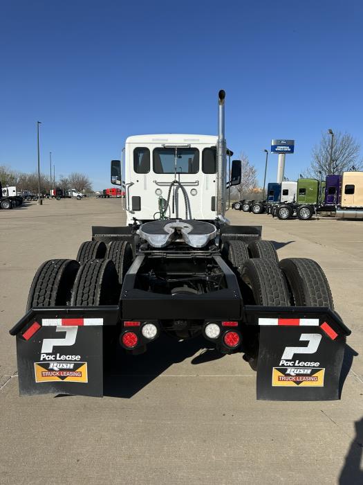 2021 Peterbilt 367-3