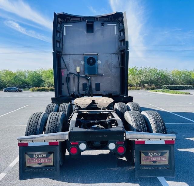 2022 Peterbilt 579-3