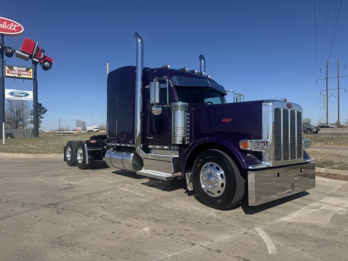 2027 Peterbilt 589-4