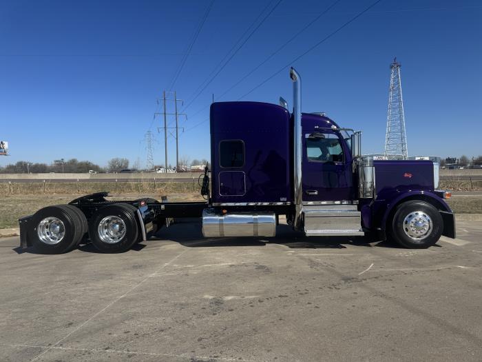 2027 Peterbilt 589-5