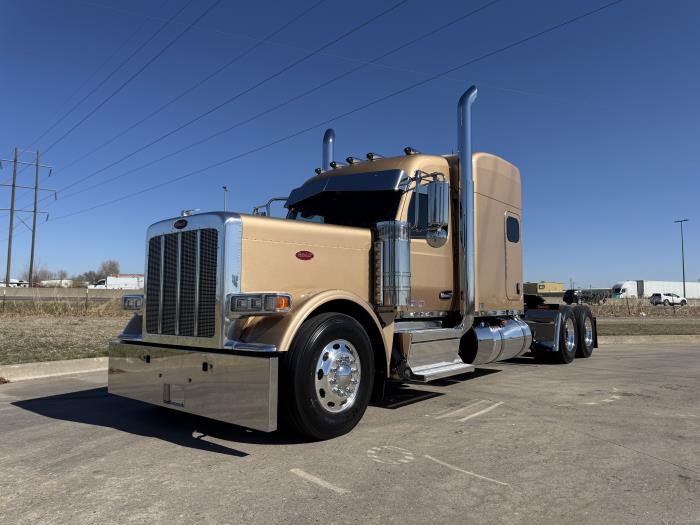 2027 Peterbilt 589-1