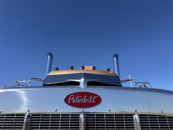 2027 Peterbilt 589-9