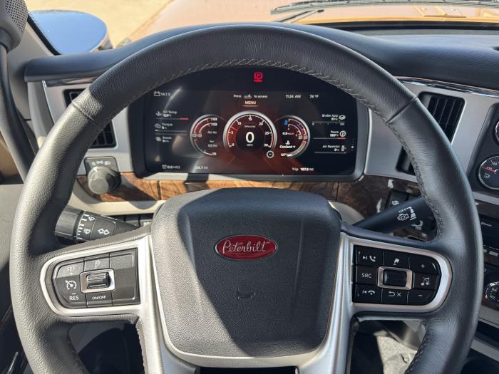 2027 Peterbilt 589-15