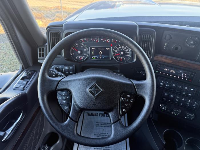 2027 International HX520-10