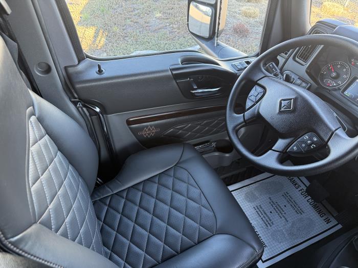 2027 International HX520-13