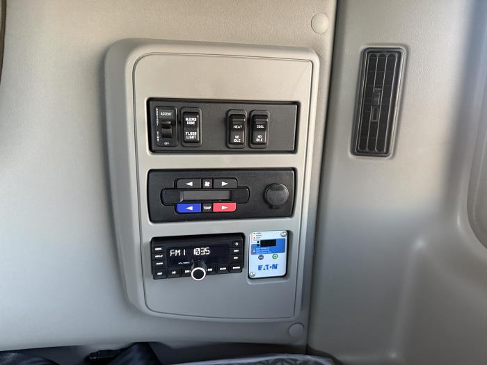 2027 International HX520-22