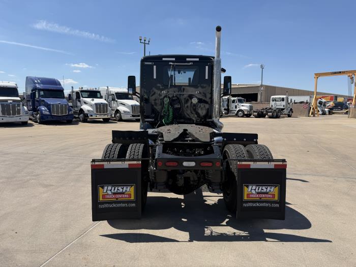 2021 Peterbilt 579-3