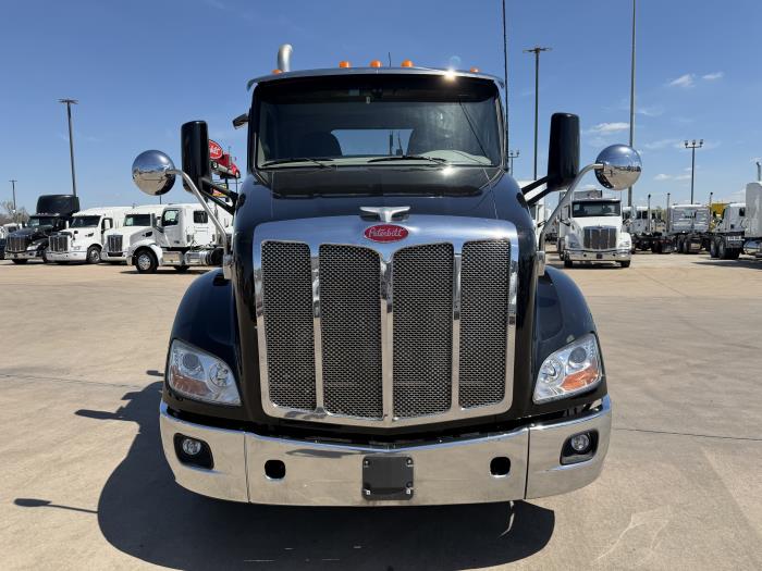 2021 Peterbilt 579-7