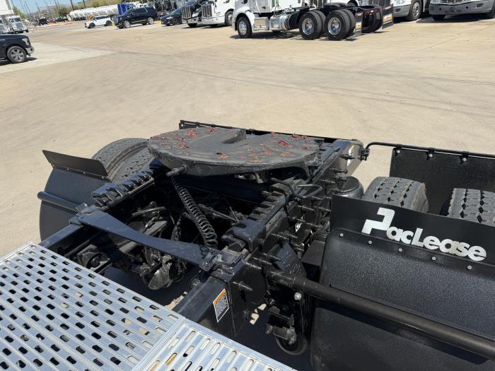 2021 Peterbilt 579-13