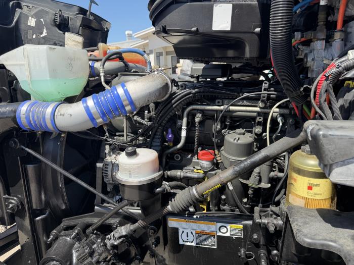 2021 Peterbilt 579-16