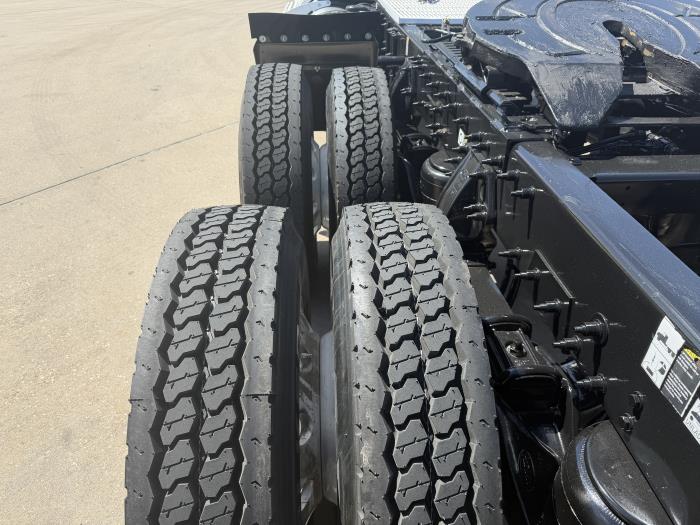 2019 Peterbilt 579-11