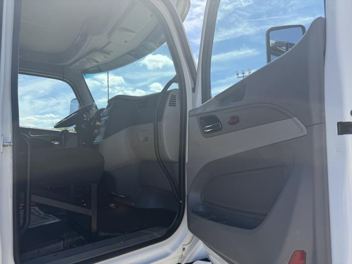 2019 Peterbilt 579-20