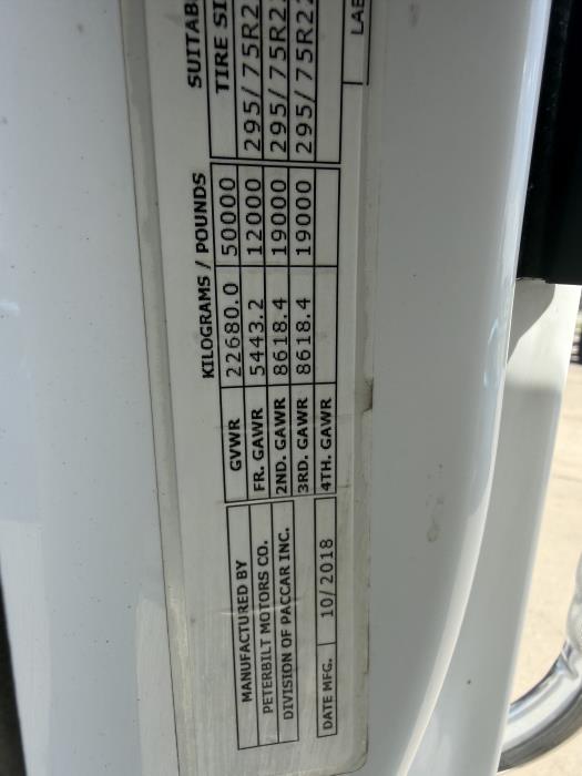 2019 Peterbilt 579-24