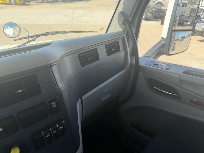 2019 Peterbilt 579-26