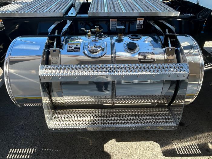 2027 Peterbilt 589-7