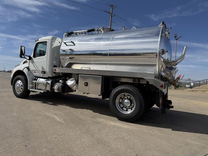 2026 Peterbilt 537-7