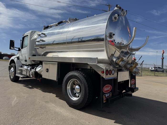 2026 Peterbilt 537-8