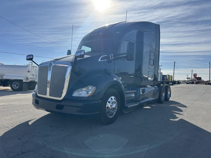 2020 Kenworth T680-2