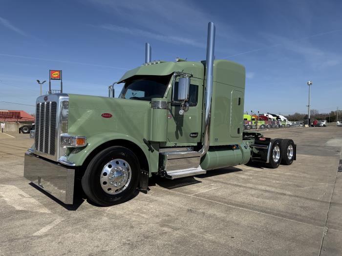 2027 Peterbilt 589-2