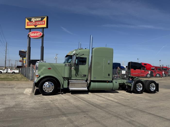 2027 Peterbilt 589-3