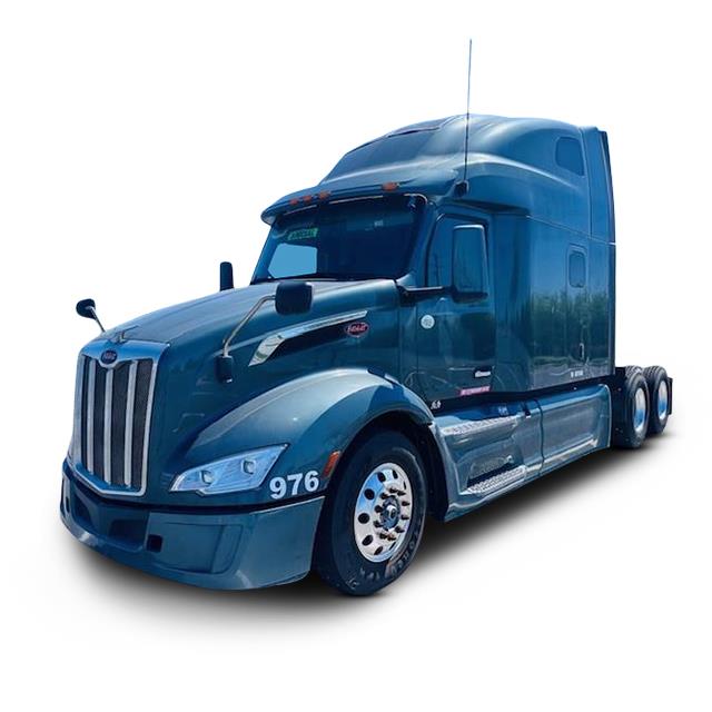 2022 Peterbilt 579 - image 1