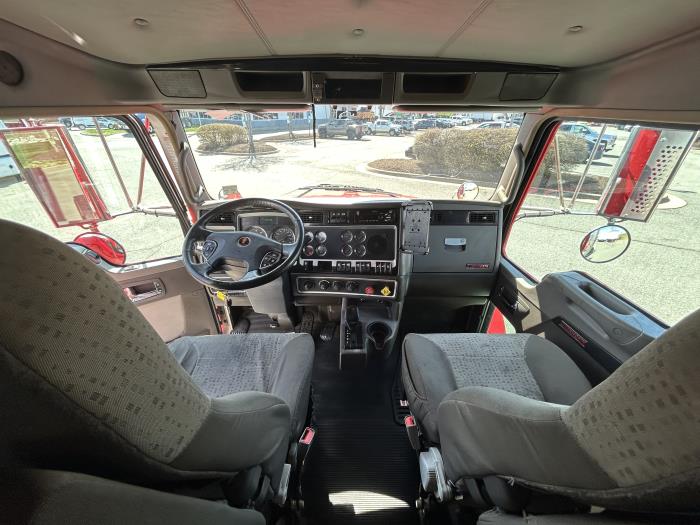 2019 Kenworth T800-11