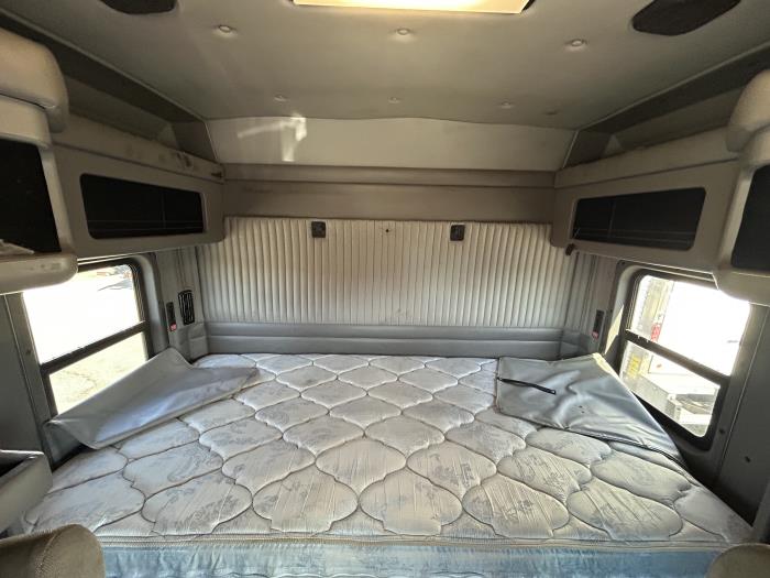 2019 Kenworth T800-16