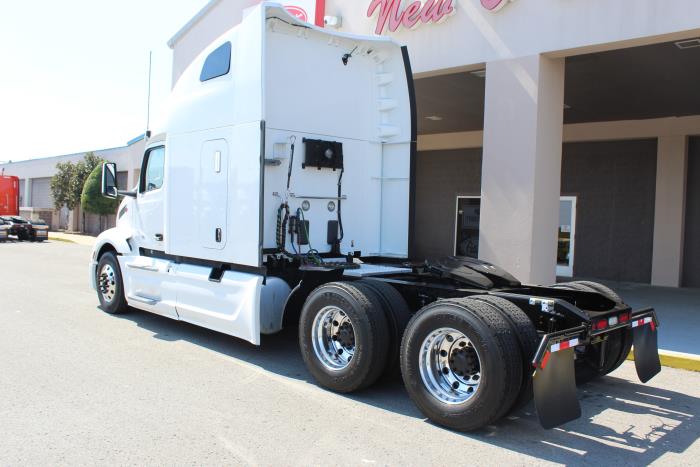 2022 Peterbilt 579-3