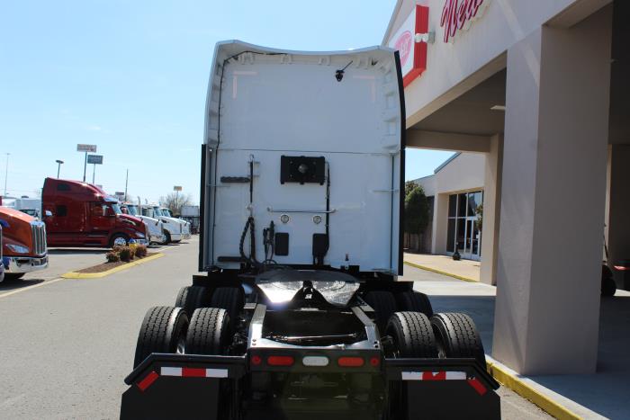 2022 Peterbilt 579-4