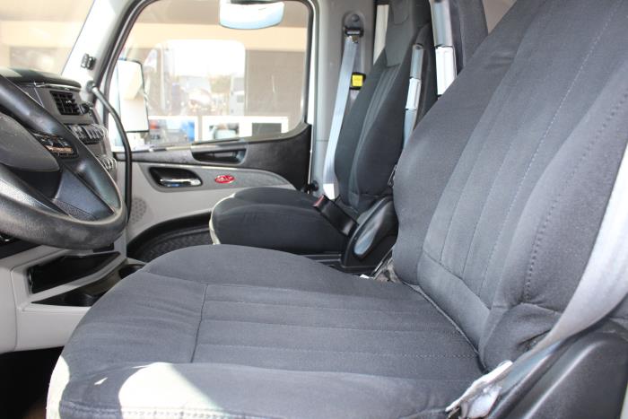 2022 Peterbilt 579-7