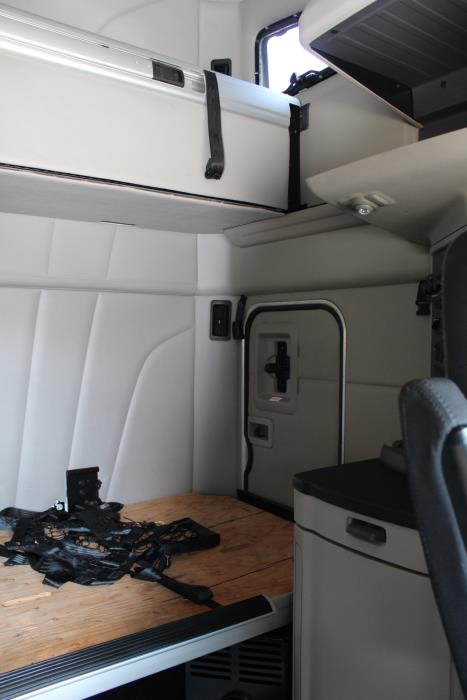 2022 Peterbilt 579-11