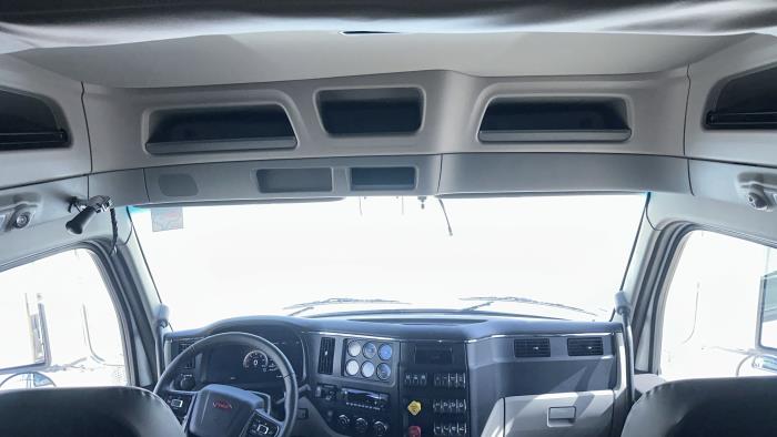 2027 Peterbilt 589-26