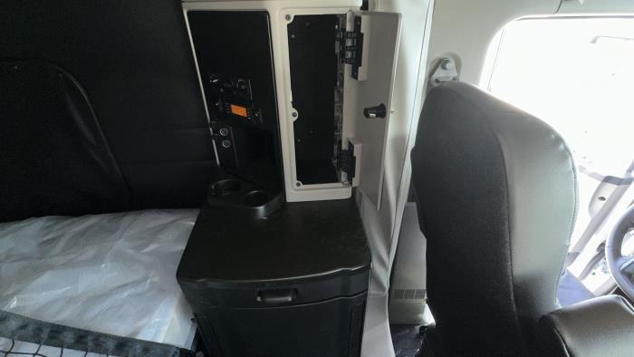 2027 Peterbilt 589-29