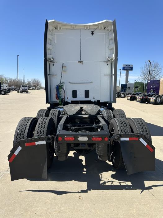 2021 Peterbilt 579-4