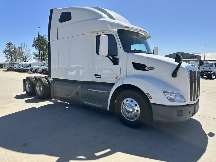 2021 Peterbilt 579-1