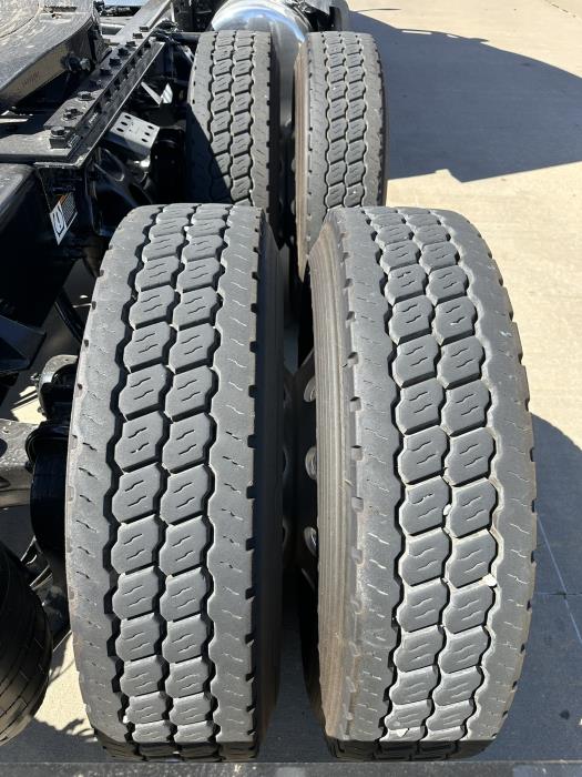 2021 Peterbilt 579-13