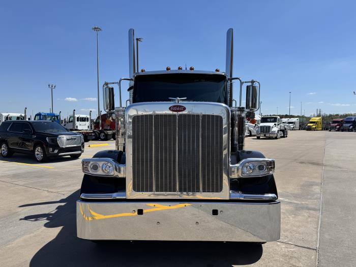 2027 Peterbilt 589-6
